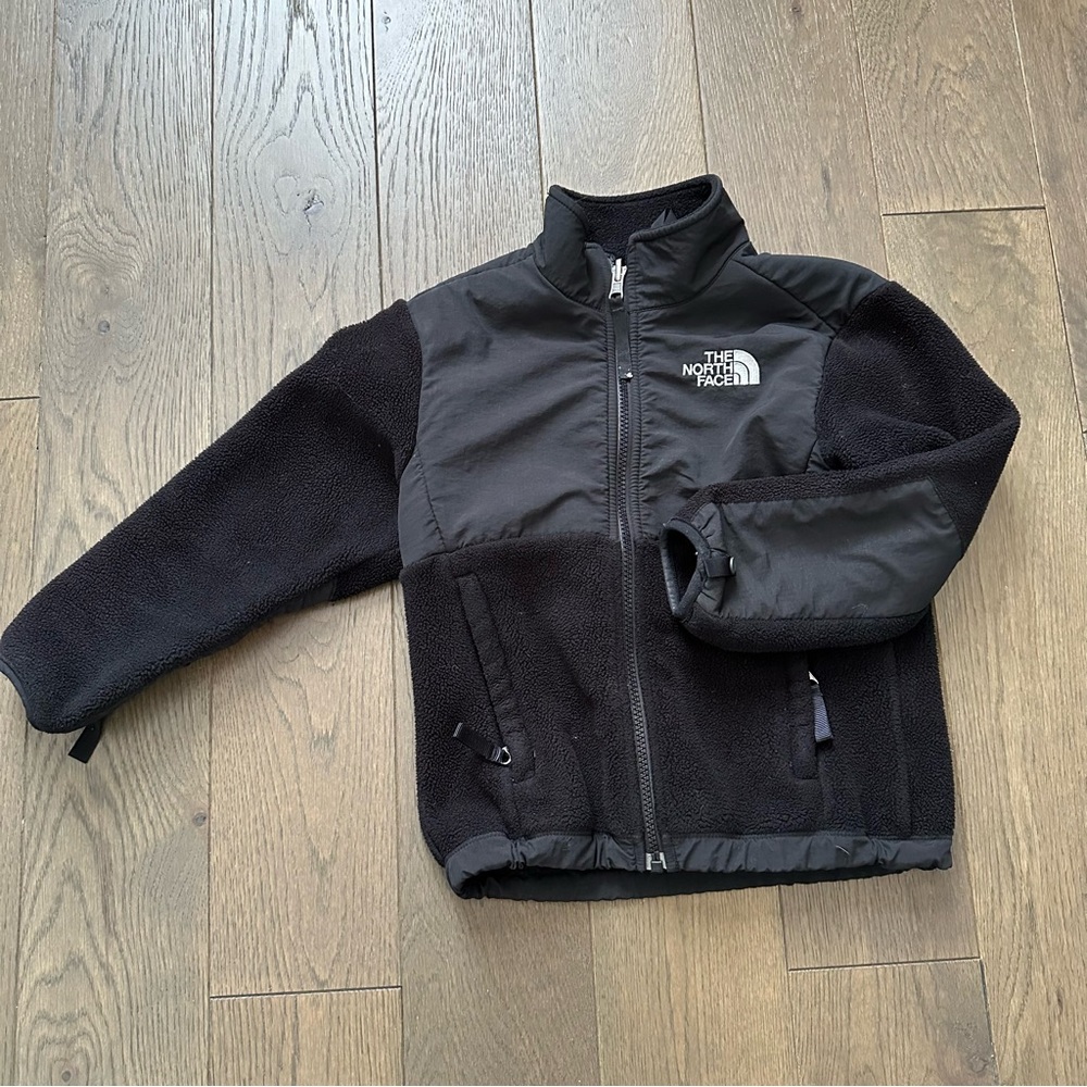 The North Face Kids Black Fleece Jacket